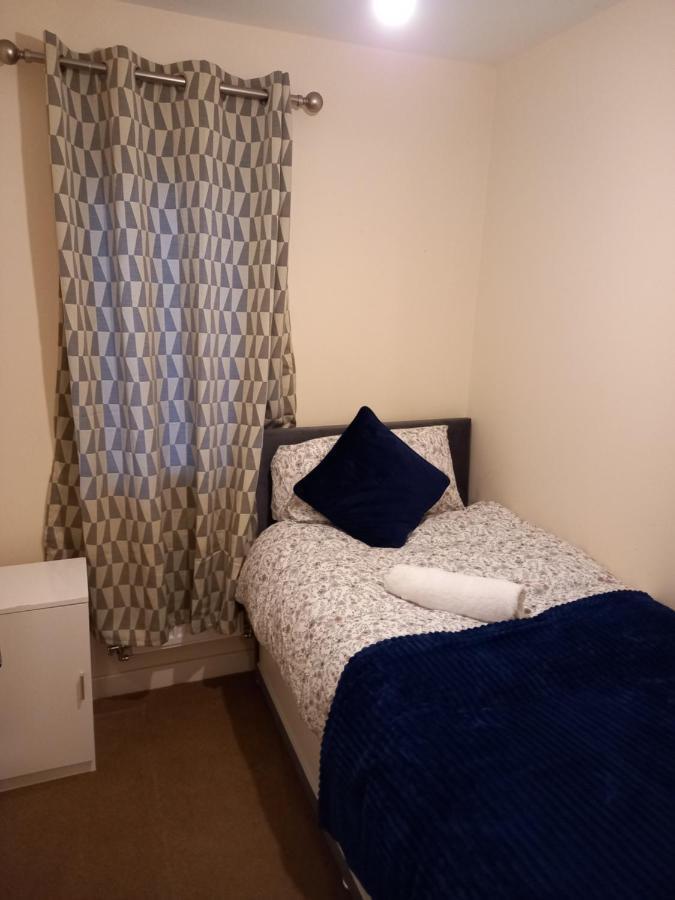 Immaculate 3 Bedroom Property. Nottingham Bagian luar foto